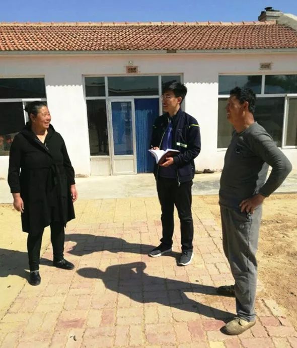 通辽市妇联男干部张贺英的驻村帮扶工作被评优啦！