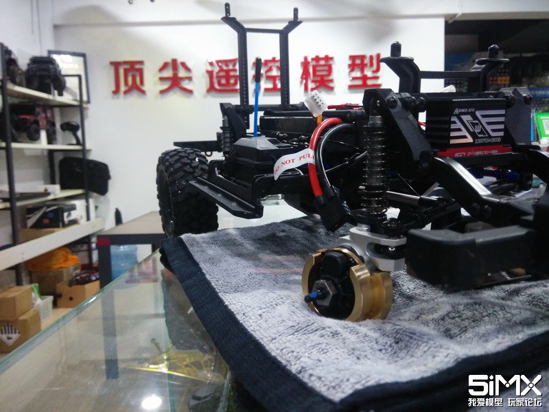 traxxastrx-4战术版迷彩,traxxastrx-4烈马开箱