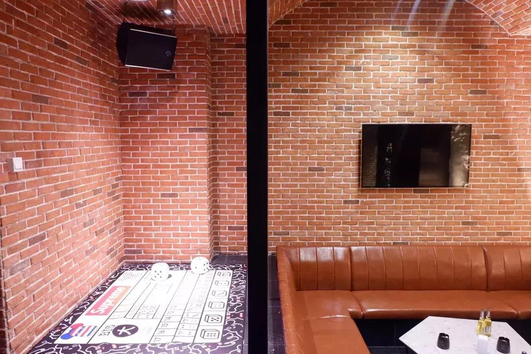 酒吧里玩的沉浸式互动游戏,真正意义上的游戏