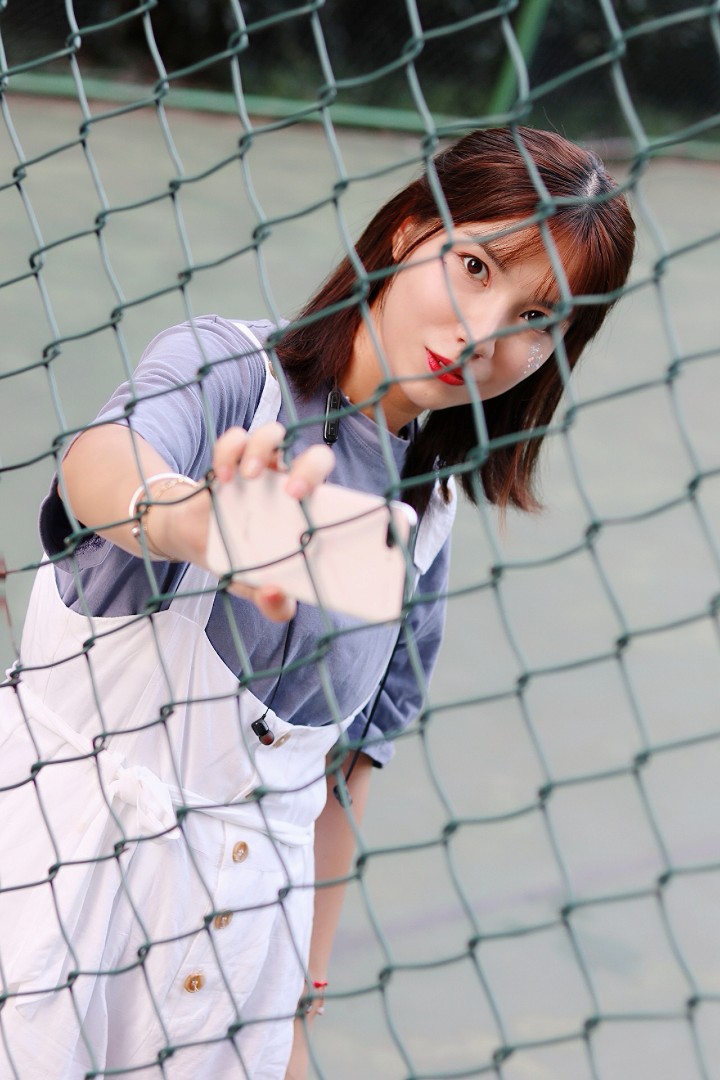 荣耀十青春版铃兰白,荣耀10gt铃兰白图赏一览