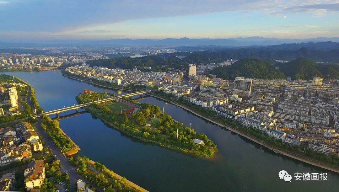 风华正安徽｜画说黄山：十里红妆唱徽商，千载名郡谱新章