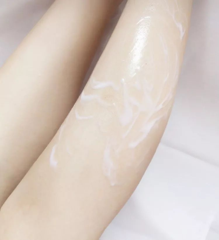 吸收快补水喷雾,夏天清爽型身体乳持久留香72小时