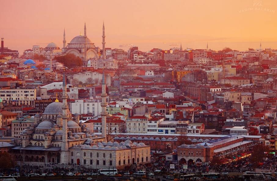 土耳其里拉走低的原因,里拉贬值有利于到土耳其旅游吗