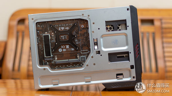 冥王ITX小钢炮：MSI微星哈迪斯NightbladeMI3电竞主机上手体验