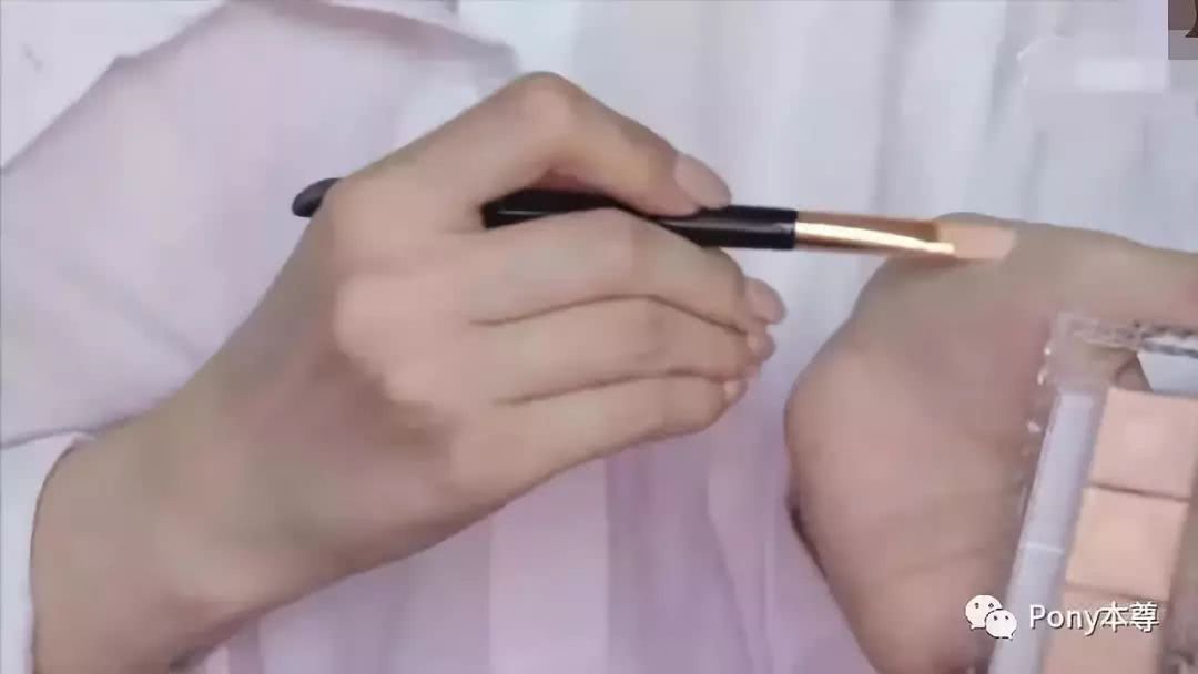 pony美妆教程仿妆,pony教程水光