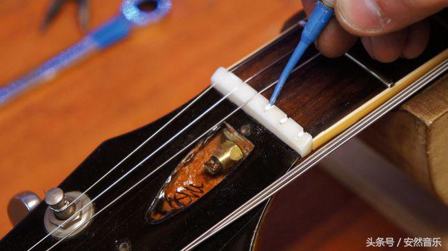 吉他跑调解决方法,吉他音准不正确或跑音