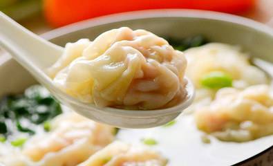 千里香大馄饨介绍,千里香大馄饨底汤