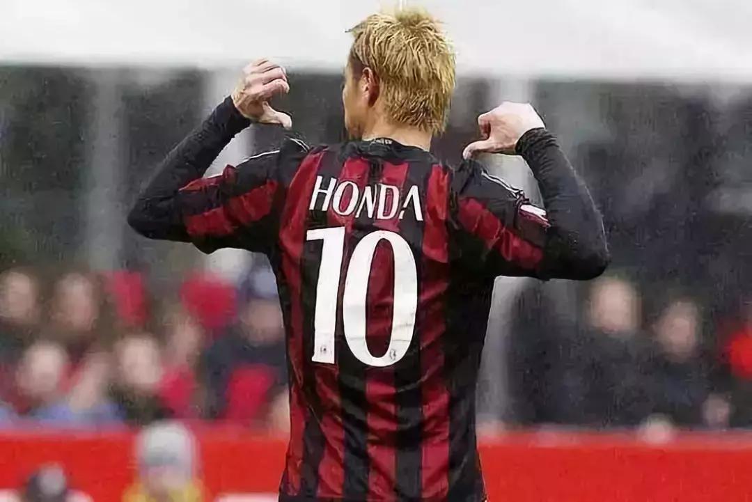 他是值得中国职业足球员学习的人