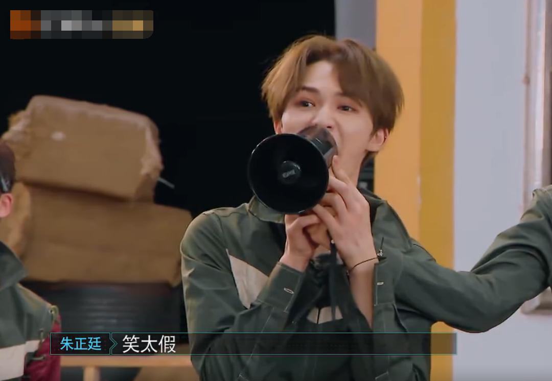 朱正廷justin表演,朱正廷justin现场