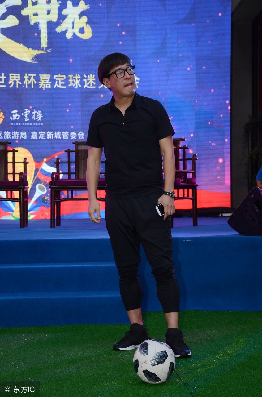 会踢足球的胖子——曲圣卿，如今成为大学队主帅，看淡风云