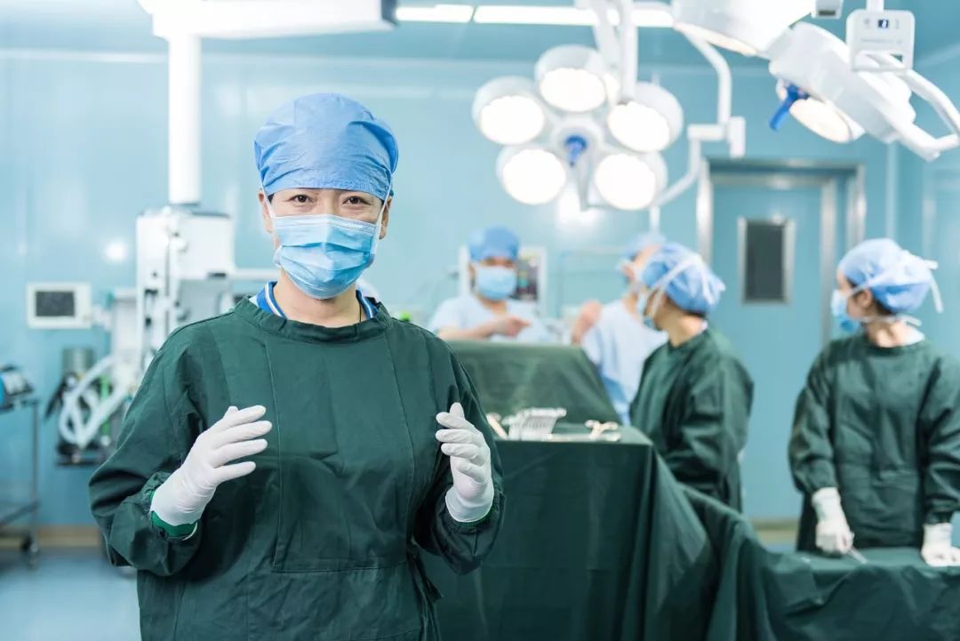 献礼医师节致敬2022日照最美医生,2017年唐山最美医生