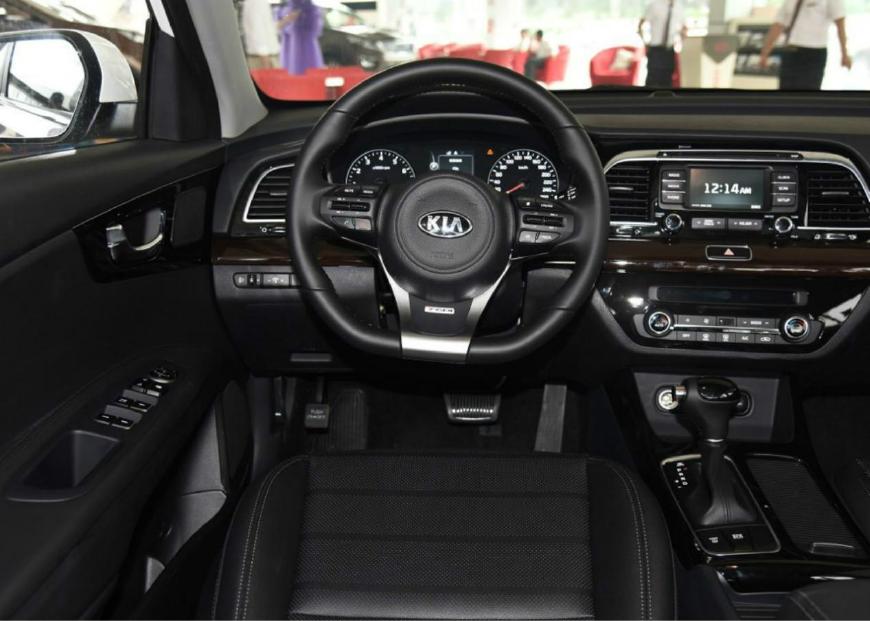 起亚k42017款1.8油耗,起亚全新k4会国产吗