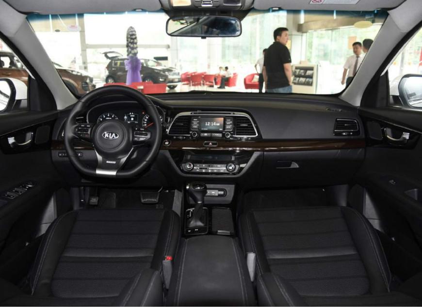 起亚k42017款1.8油耗,起亚全新k4会国产吗