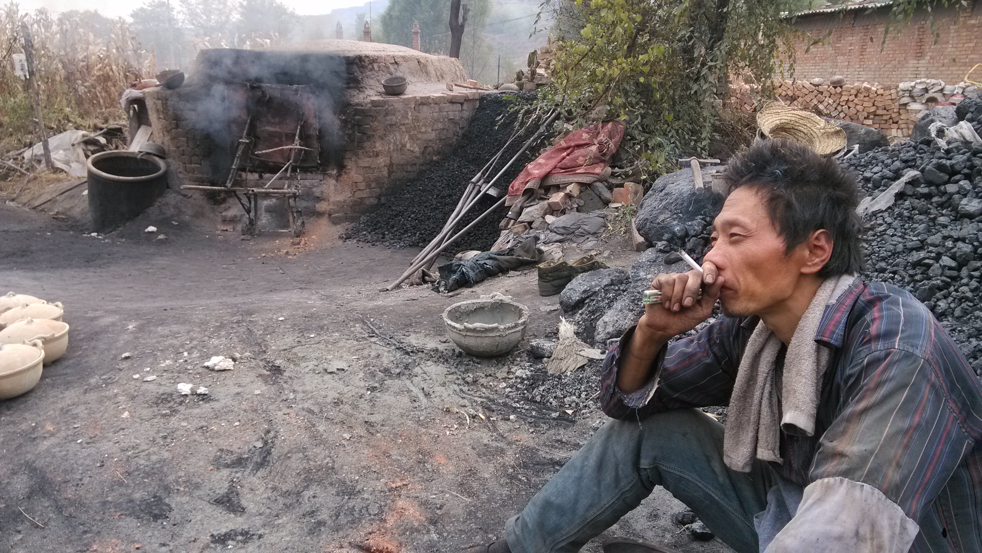 一个大学生村官带民创业致富的故事砂锅篇1