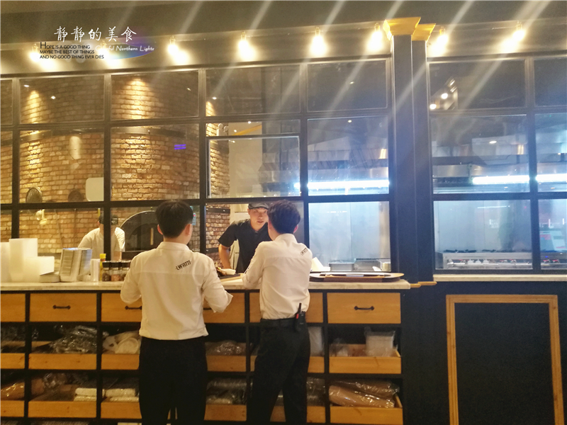 来自哈尔滨的这家西餐连锁店，牛肉披萨让人回味无穷