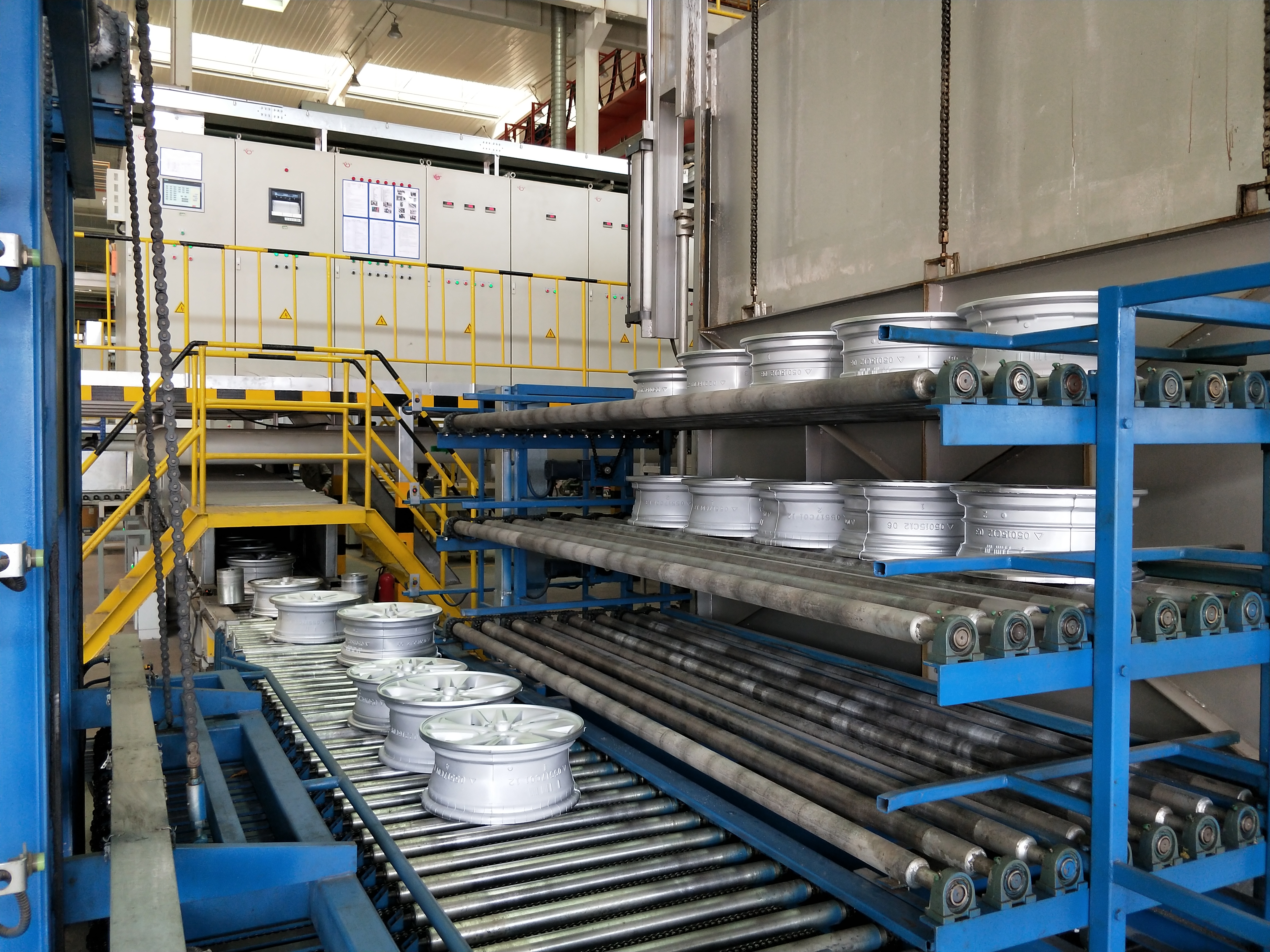 全国最大的生产汽车轮毂厂,濒临倒闭的企业做大做强