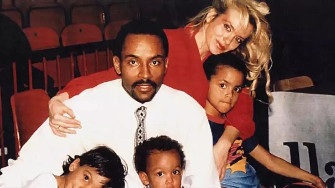 帕克行进间转身上篮,帕克生涯十大进球