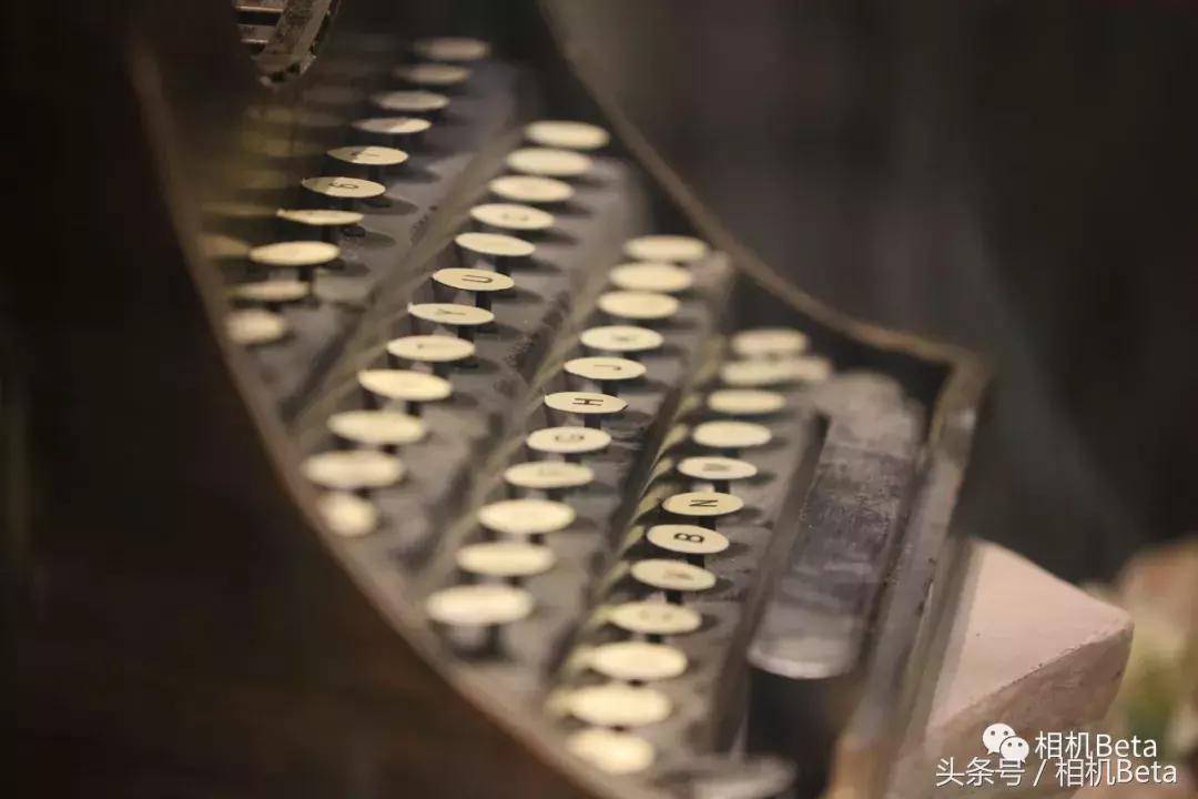 佳能ef70-200mmf4和2.8不防抖,佳能ef70-200f4is参数