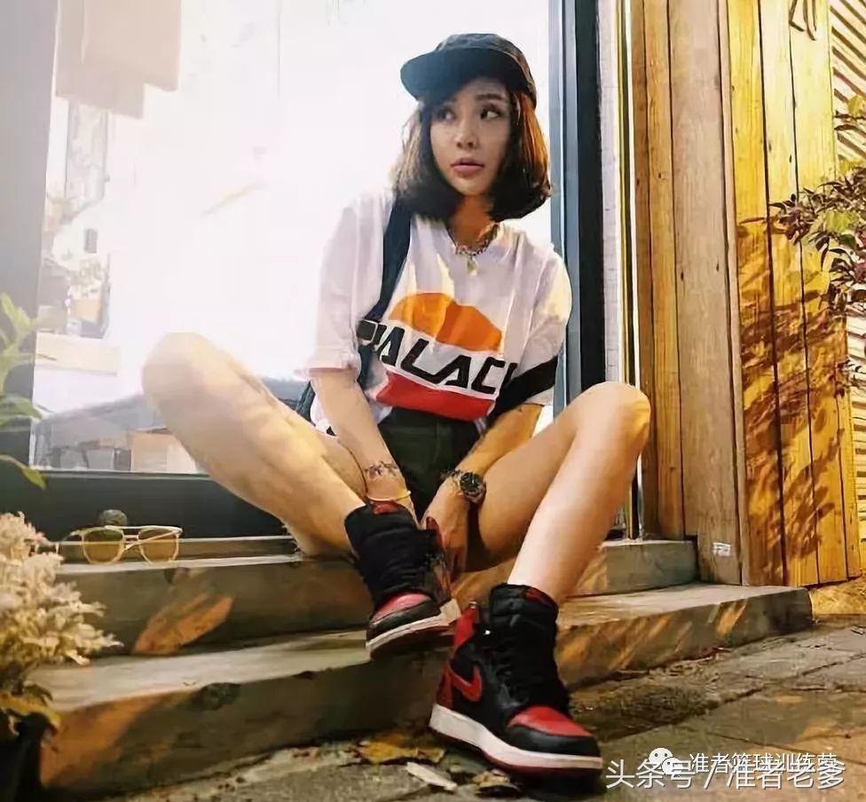 胸部撑起一滩水！被开价50万一晚，她是台湾超致命的Sneaker女孩