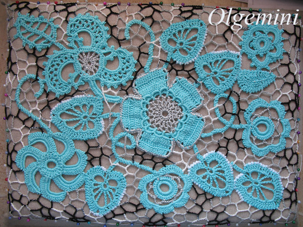 精美大气的一款爱尔兰花样拼接包包