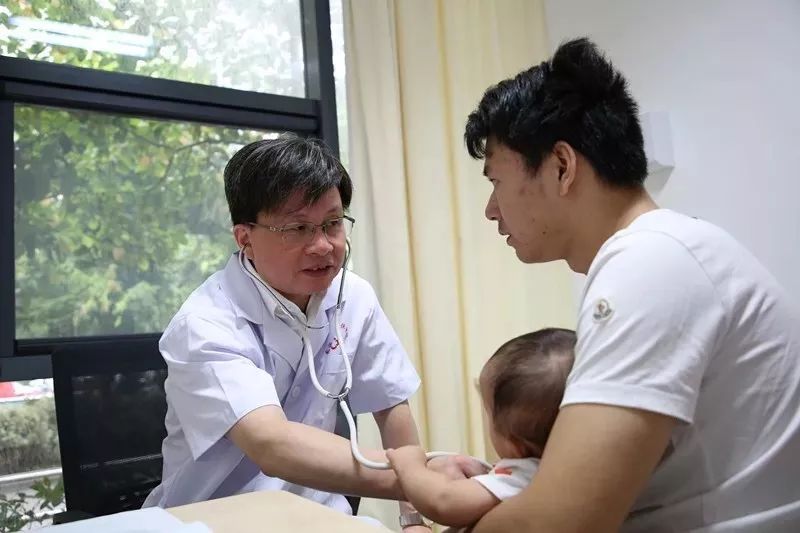 浙大儿院舒强教授、龚方戚教授名医团队工作室落户长兴！