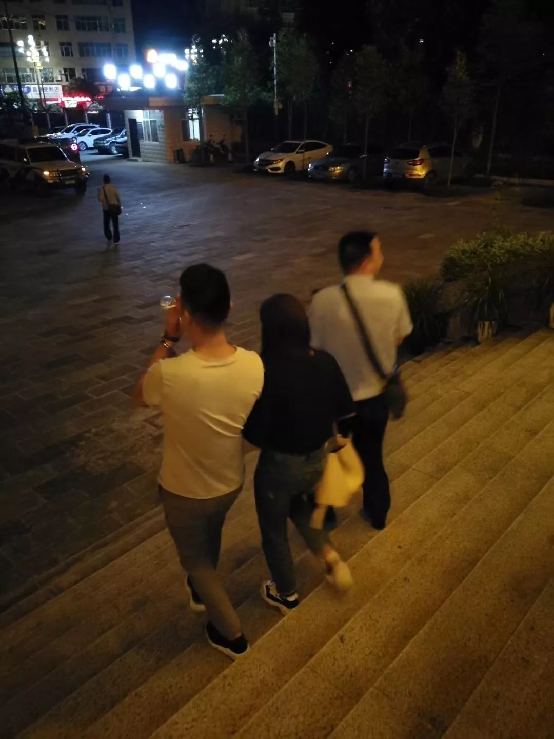 「执行故事」不诚信遭拘留，七夕鹊桥难相会