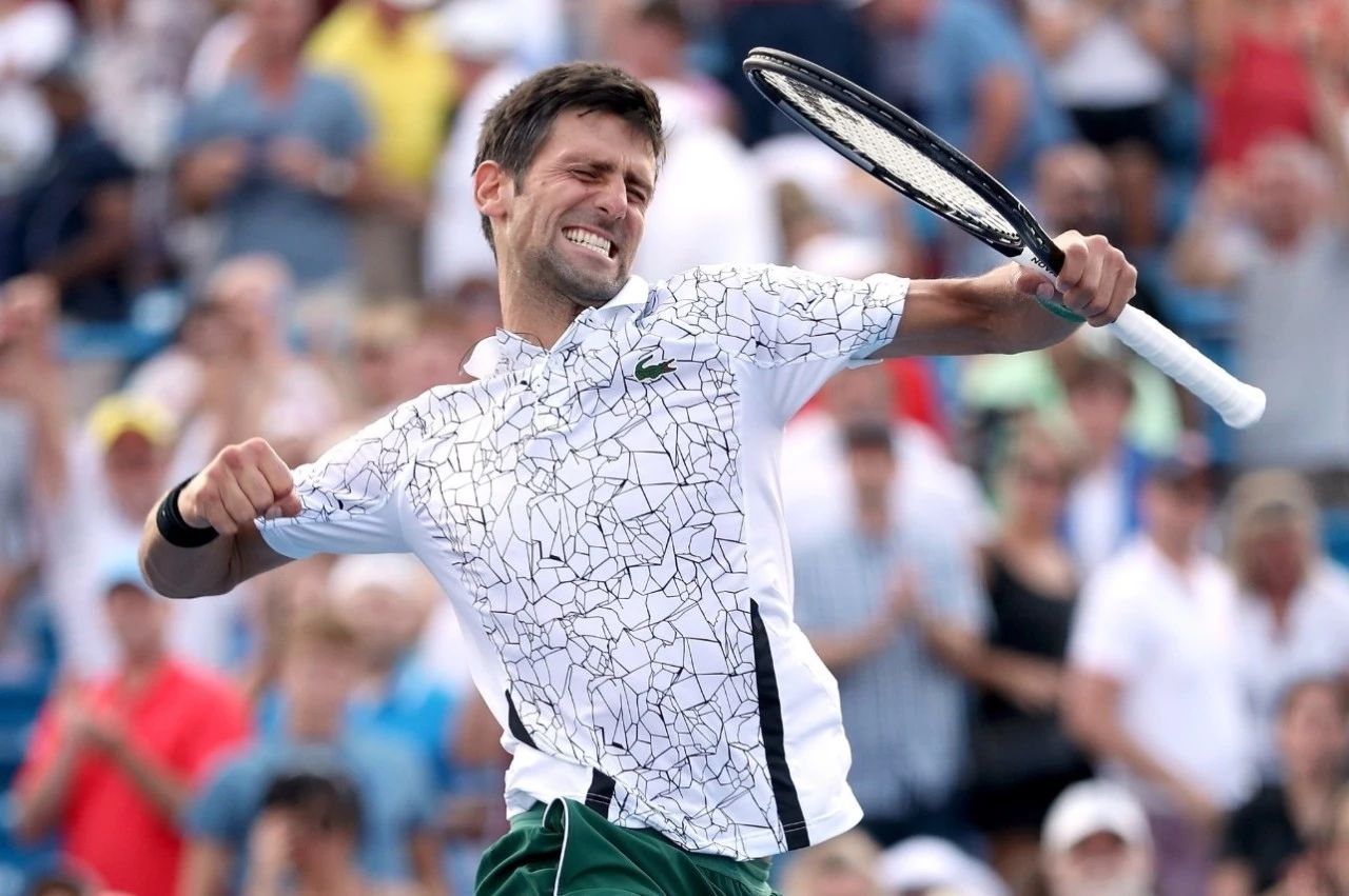 小德“金大师”背后的最大的受益者是谁？