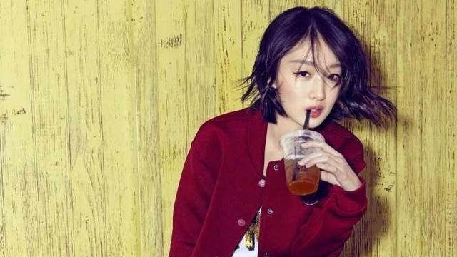 周冬雨10年前旧照曝光,周冬雨背后经历