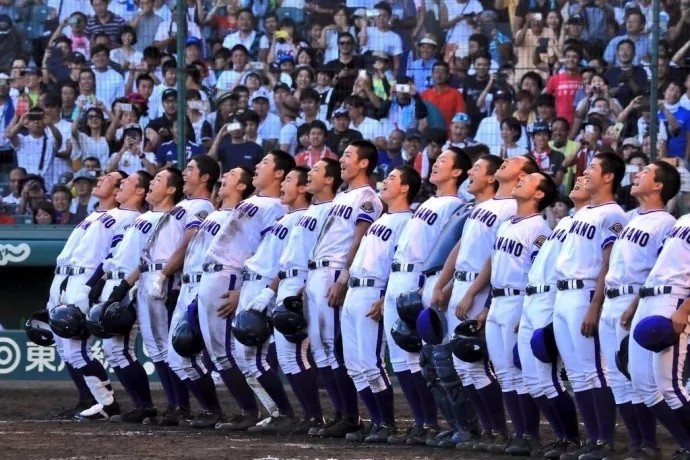 如同动漫故事里的日本棒球少年，这才是我们向往的青春与热血