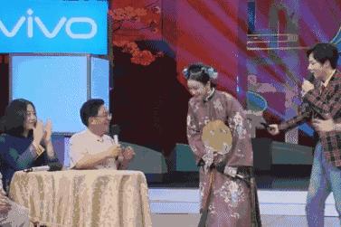 秦岚富察皇后白月,富察皇后秦岚笑容好甜