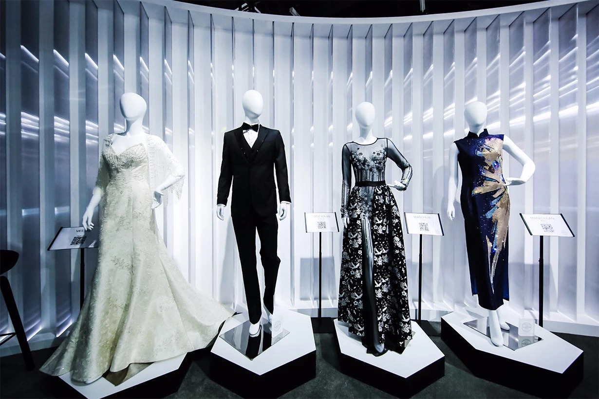 施华洛世奇幻影奇境全球首展,施华洛世奇silver翅膀