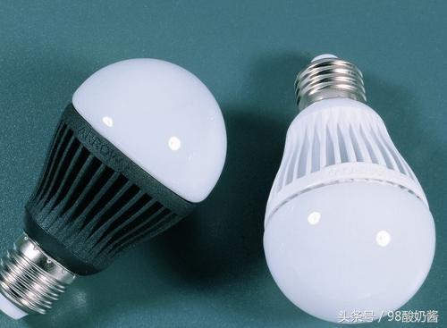 节能灯与日光灯低碳环保,低碳环保室内灯