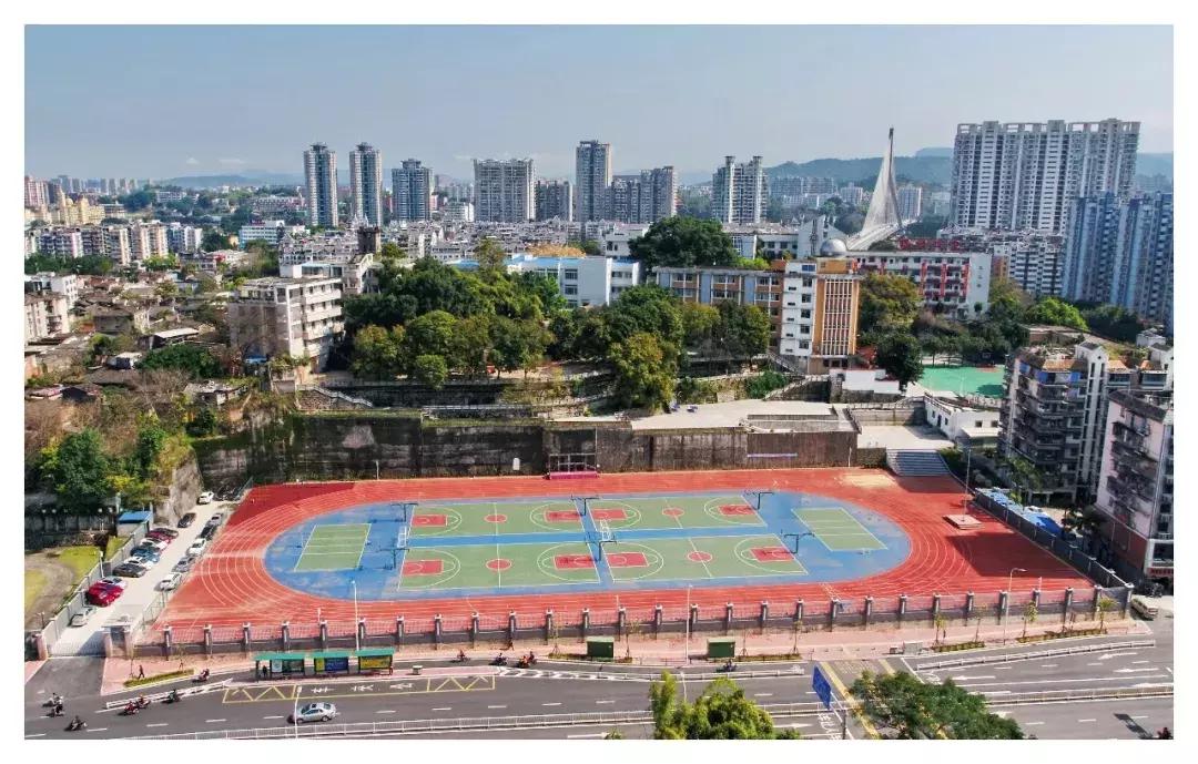 名校解码丨稳中求进，揭秘“非典型”名校福州四中~