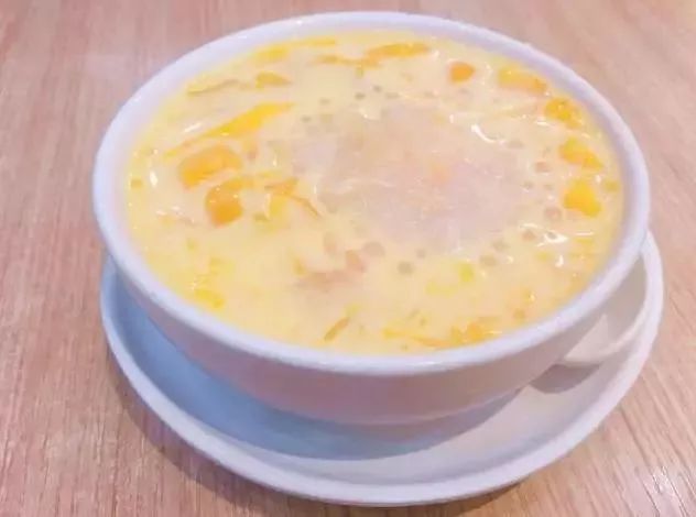 正宗*袜丝**奶茶，免税的包包，维港的夜景……下月起和你只有8个小时动车的距离！