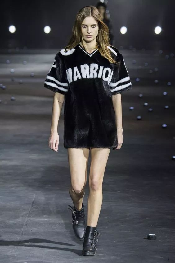 运动风的穿搭方法,运动的搭配技巧