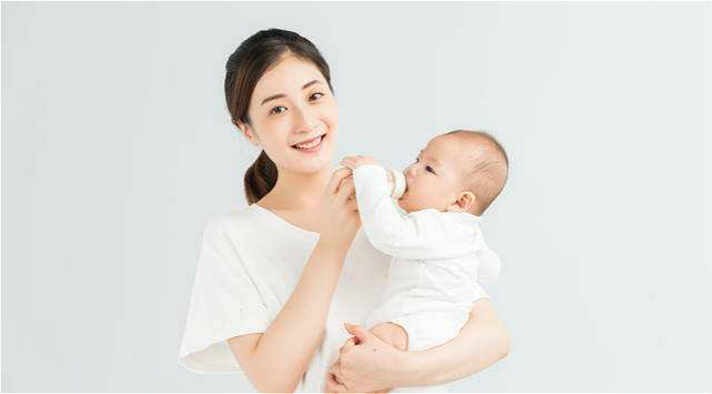 宝妈隆胸后母乳喂养,隆胸后母乳喂养还是奶粉喂养