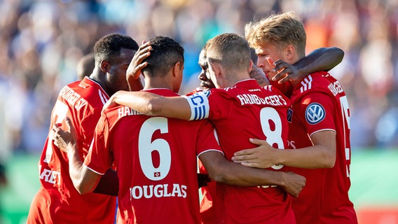 诺伊尔门卫门将,比诺伊尔强的门将