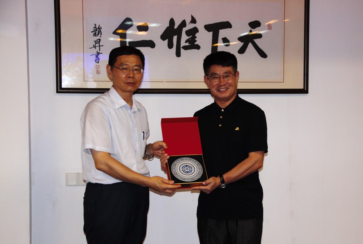 校长郭东明率队赴山东京博控股集团有限公司考察访问