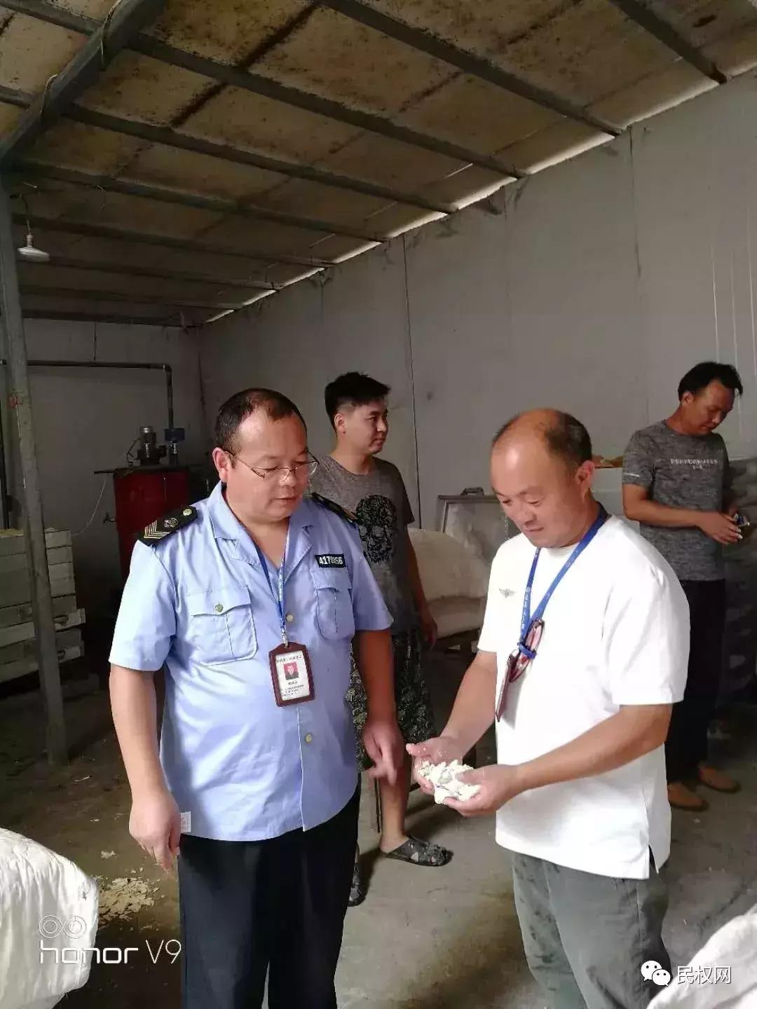 馒头用水泡了碎了怎么回事,馒头泡水能溶解吗