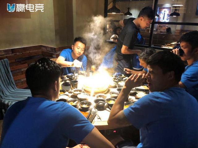 中超球员白斩鸡,中超足球队员白斩鸡