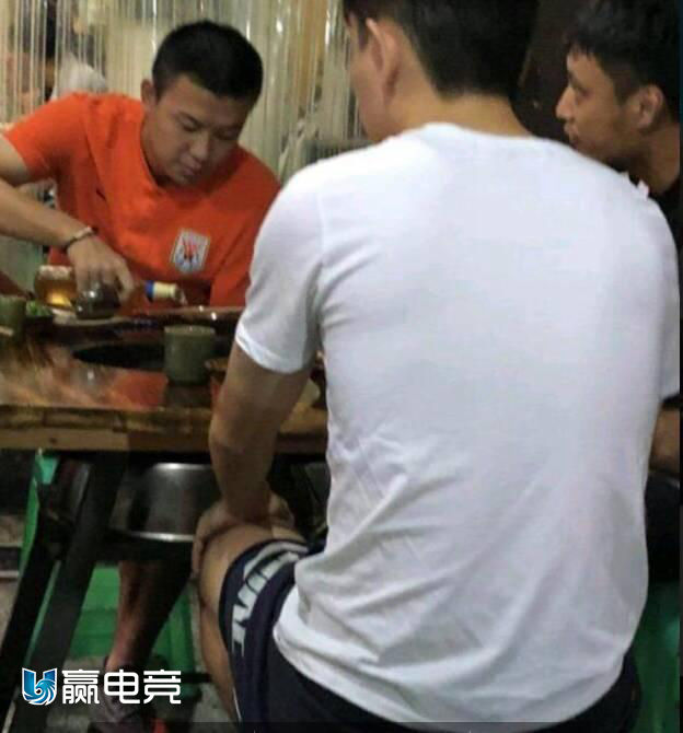 中超球员白斩鸡,中超足球队员白斩鸡