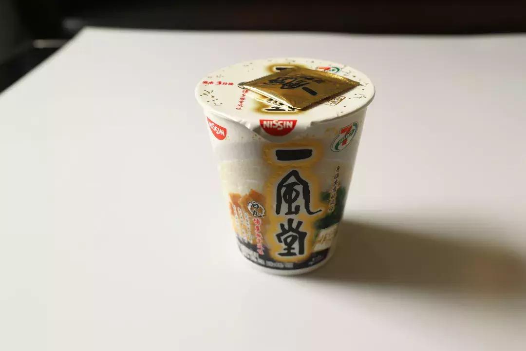 白象蟹黄拌面杯面方便面,十种方便面测评