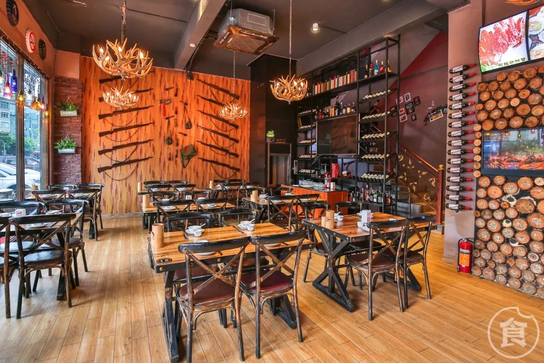 酸嫩滑的窑鸡,皮脆肉嫩爆汁烧鸡出炉