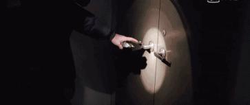 打滴滴的女孩遇险自救,滴滴事件女生怎么保命