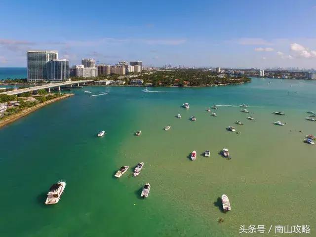 去这些地方“不穿衣服”才是正经事儿！全球最让人激动亢奋10海滩