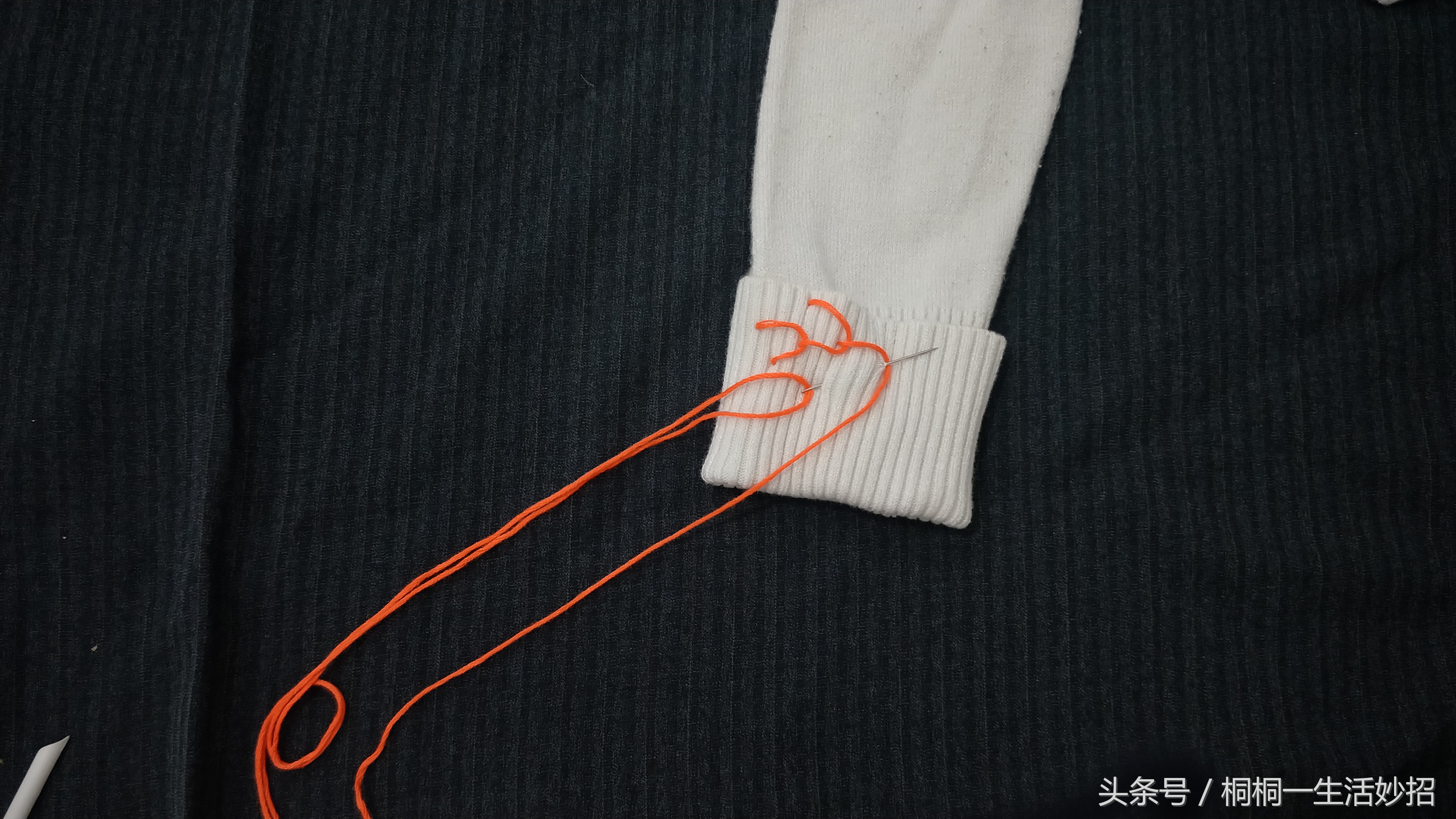 袖子长了怎样缝针好看,袖子长了不剪掉的做法