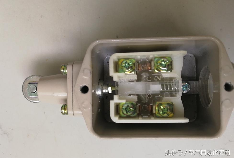 光电开关和行程开关哪个限位精准,行程开关微动开关限位开关