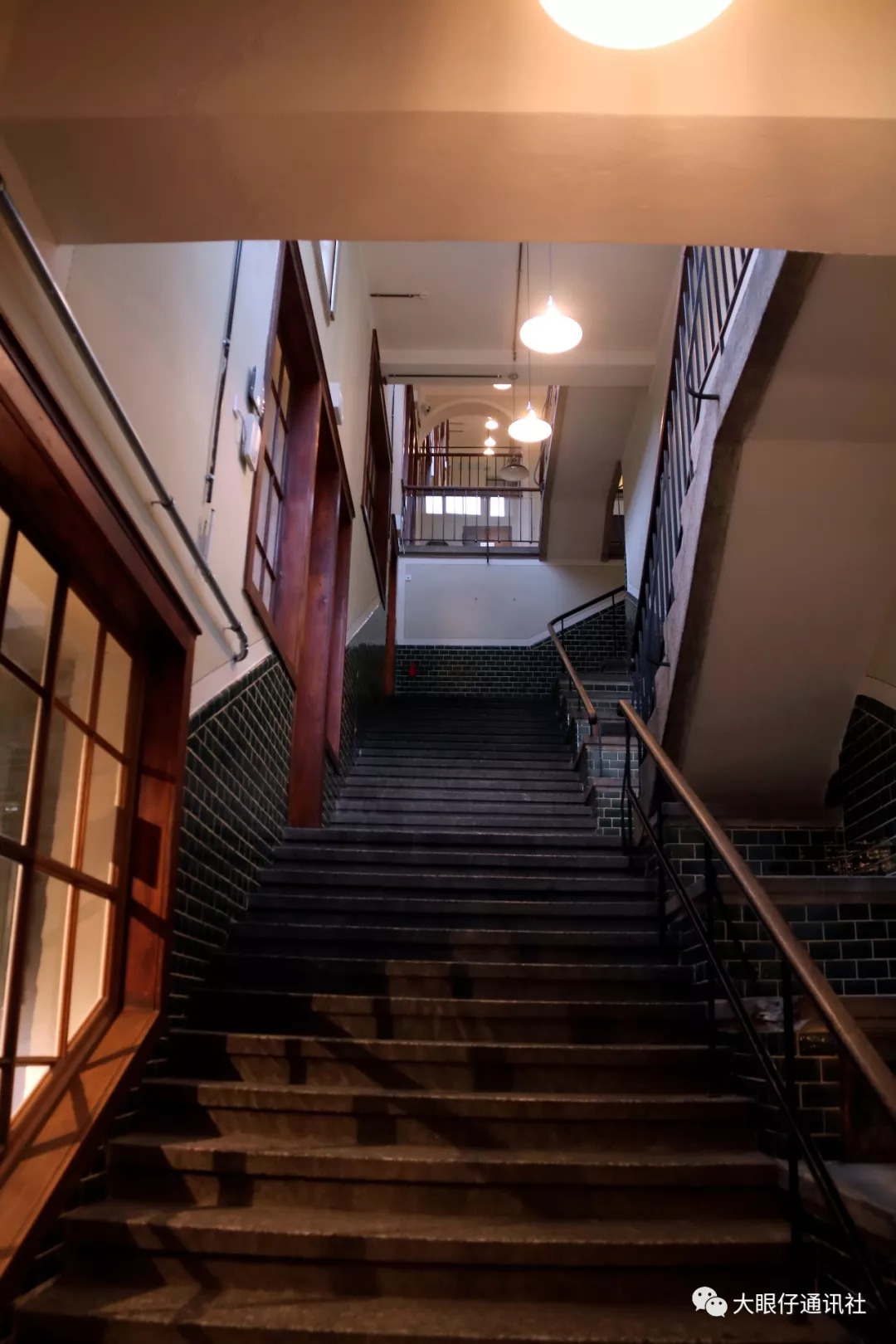 荣汉斯相当于什么档次,德国荣汉斯手表排名第几