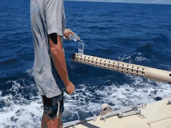 俄乌战争俘获乌克兰女兵,乌克兰拿了什么武器