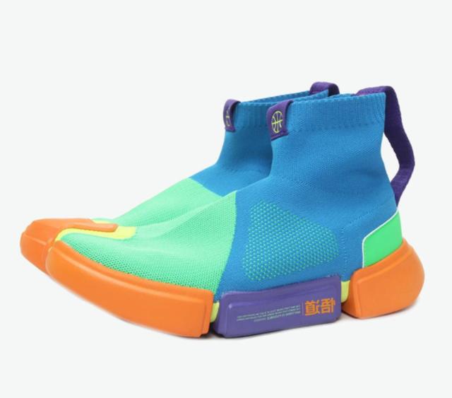 莆田鞋国外走一走就成正品,你以为在官网买的都是正品吗